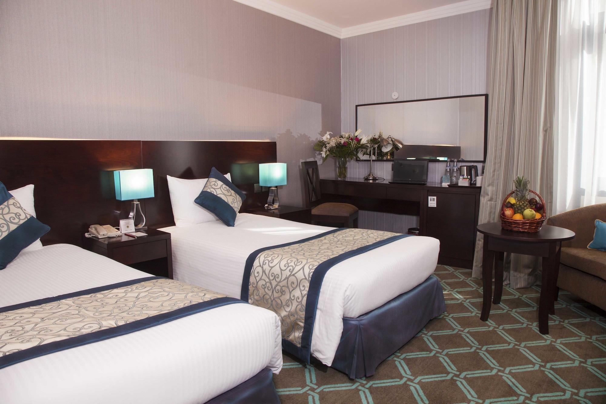 Hotel Novel Center