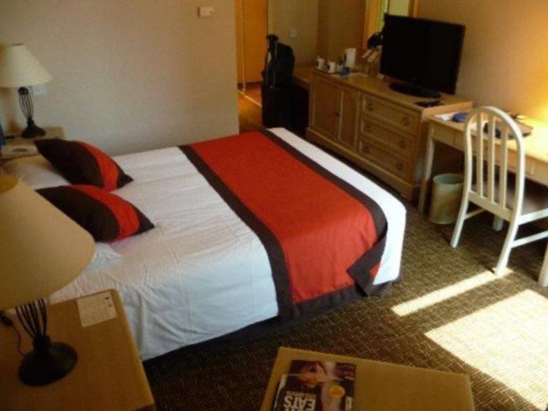 Hotel Novel Center 4*