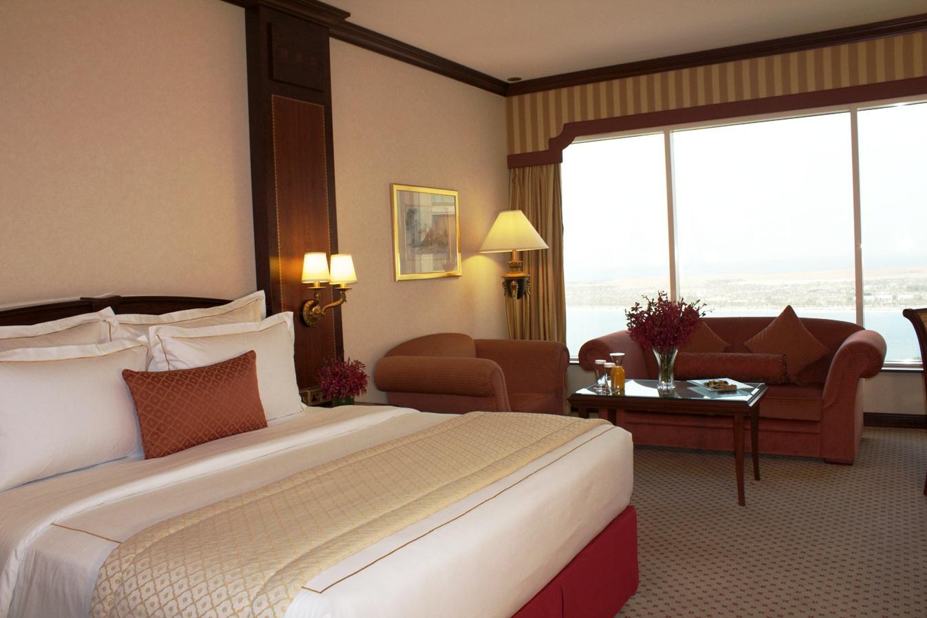Novel Center Hotel