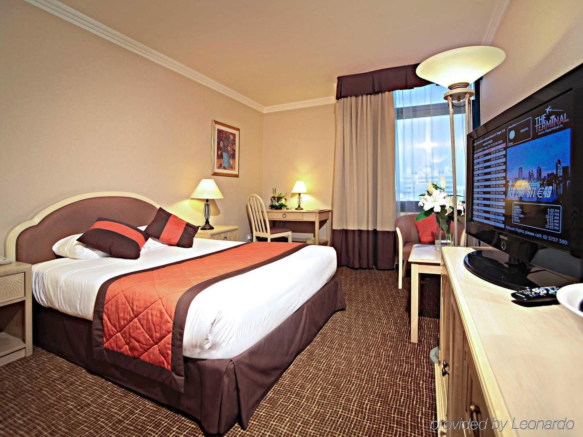 Novel Center Hotel 4*