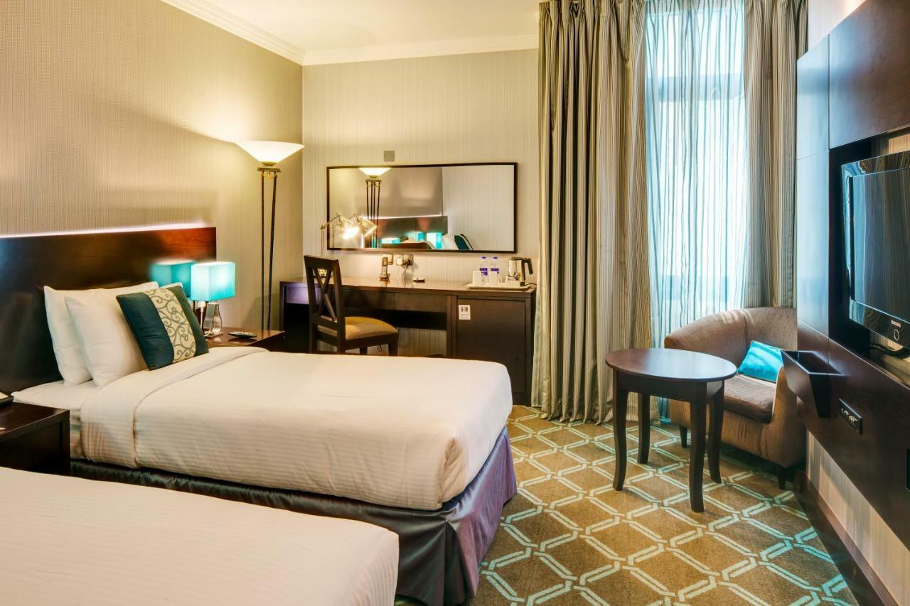 Hotel Novel Center 4*