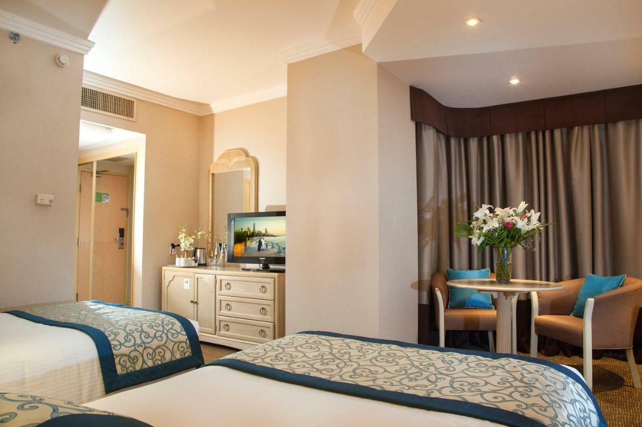 Novel Center Hotel 4*